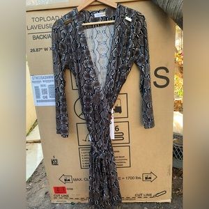 Calvin Klein Wrap Dress Snake Skin Print Sz 8